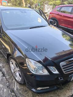 Mercedes-Benz E200 2010 0