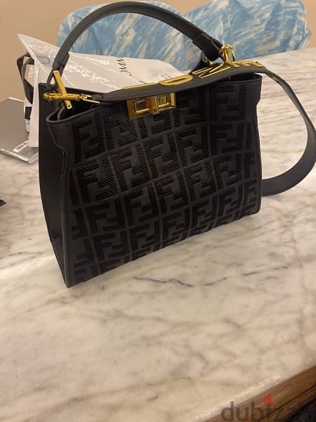 pre owned FENDI PEEKABOO شنطة فيندي ماستر اوريجينال 2