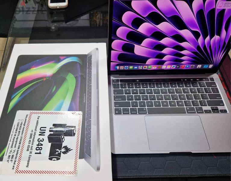 MacBook Pro M2 2022 1