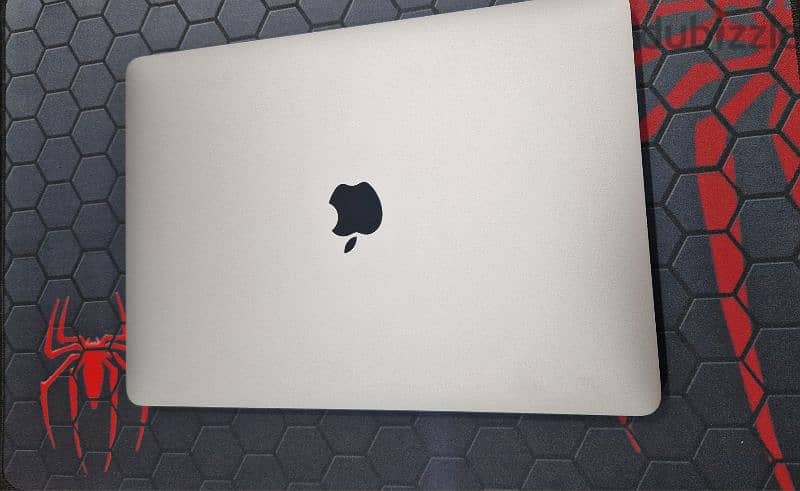 MacBook Pro M2 2022 5