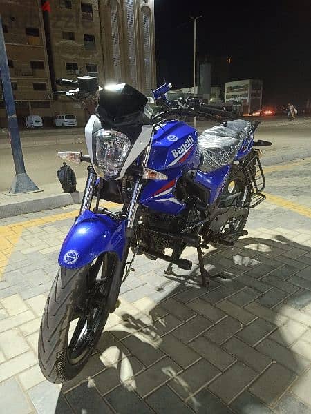 بينيلي vlr 200 Sport 1