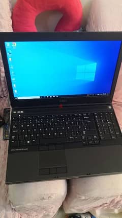 dell precision m4800 i7 4th 4910MQ مع جرافيك ٢ جيجا نيفيديا K2100