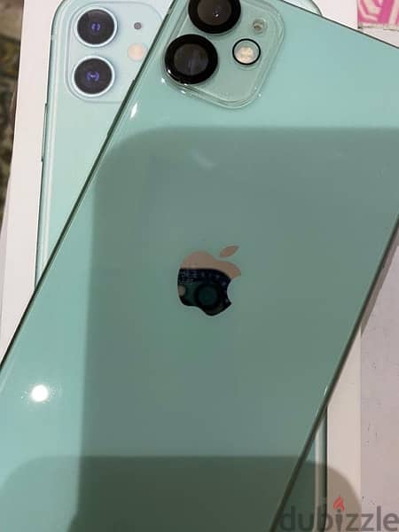 Iphone 11 mint green battery level 81% 1