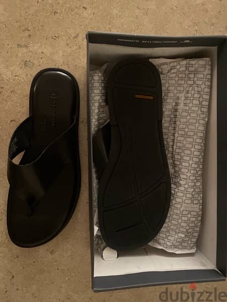 Rockport black slippers 1