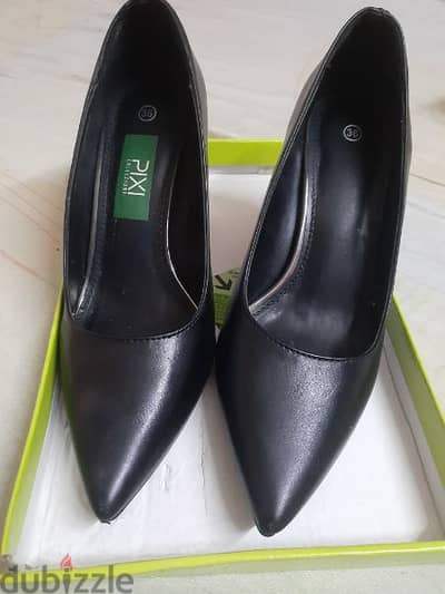 pixi shoes