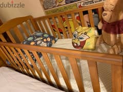 Wooden Crib 0