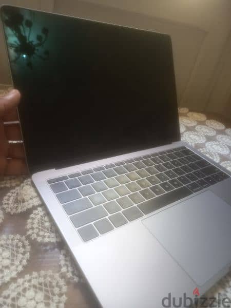 macbook pro 2017 ماك بوك برو 3