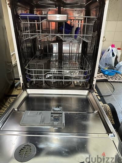LG Inverter DirectDriver Dishwasher/  غسالة اطباق وارد الخليج LG