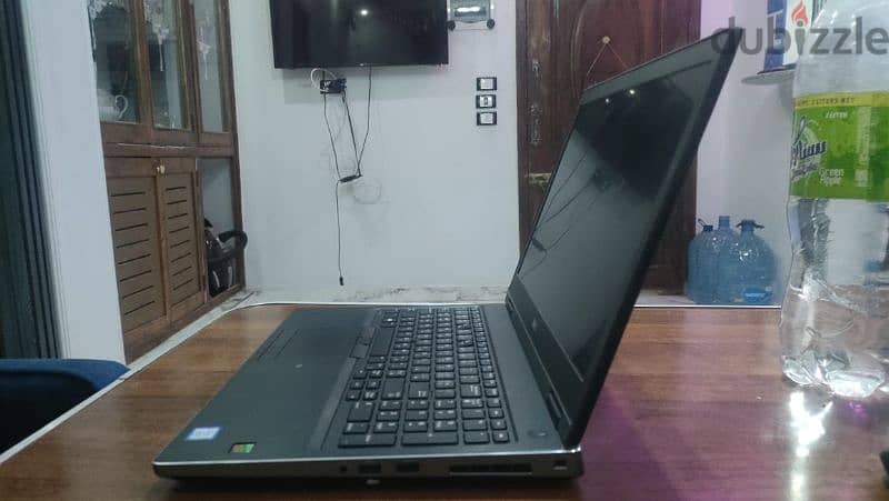 DELL Precision 7530 5