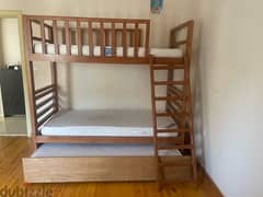 2 levels bed