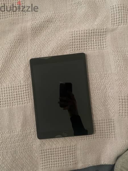 ipad 9th generation used like new 0