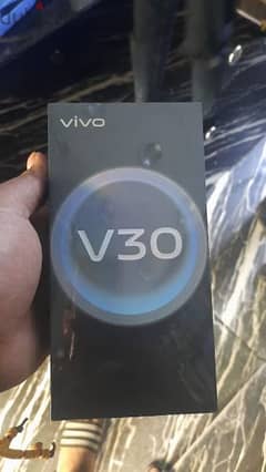 vivo v30  متبرشم