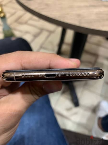 iPhone XS Max 3