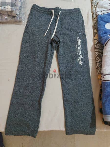 american eagle jogger مقاس سمول فقط 0