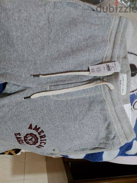 american eagle jogger مقاس اكس سمول فقط 4