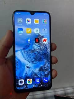 Redmi Note 8  بحالة الزيرو معاه الشاحن الاصلى