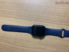 apple watch series 6 (الشاشة فصلة و محتاجه شاشة )