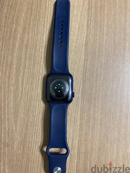 apple watch series 6 (الشاشة فصلة و محتاجه شاشة ) 1