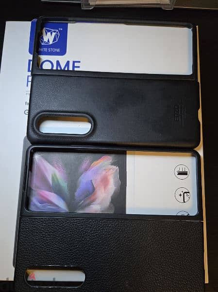 Samsung Galaxy Fold 3 with new sealed Buds 3 pro سامسونج فولد ٣ 14