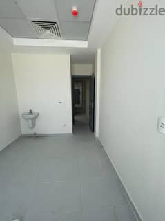 Clinic for rent 60 m two rooms in the mall medical ozone and at a special price and equipped teeth in the assembly 0