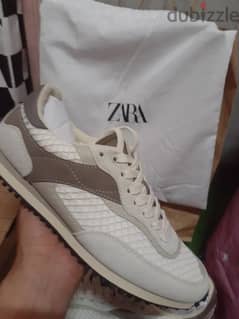 حذاء Zara مقاس 43