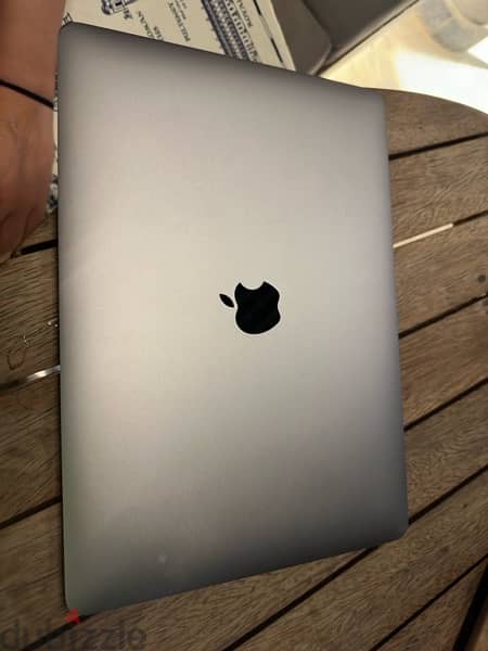 Macbook air 2019 13 inch 128 gb 3