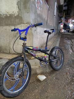 دراجة BMX 0