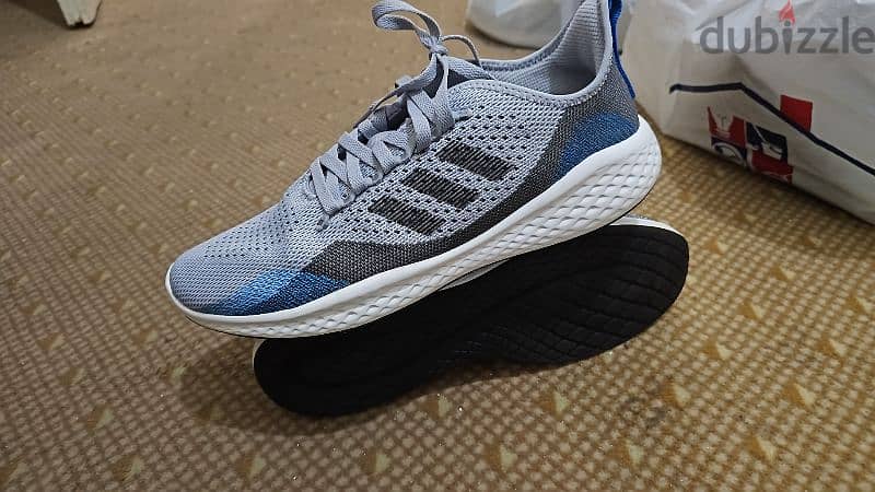 Adidas Bounce shoes men جديده size 45 5