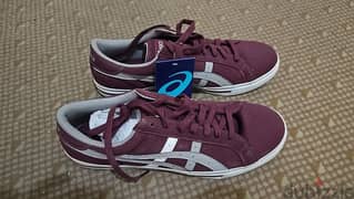 Asics shoes size 44 جديده 0