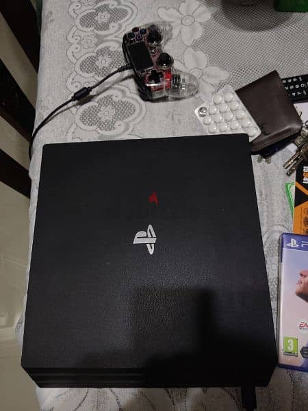 playstation 4 pro 1TB 0