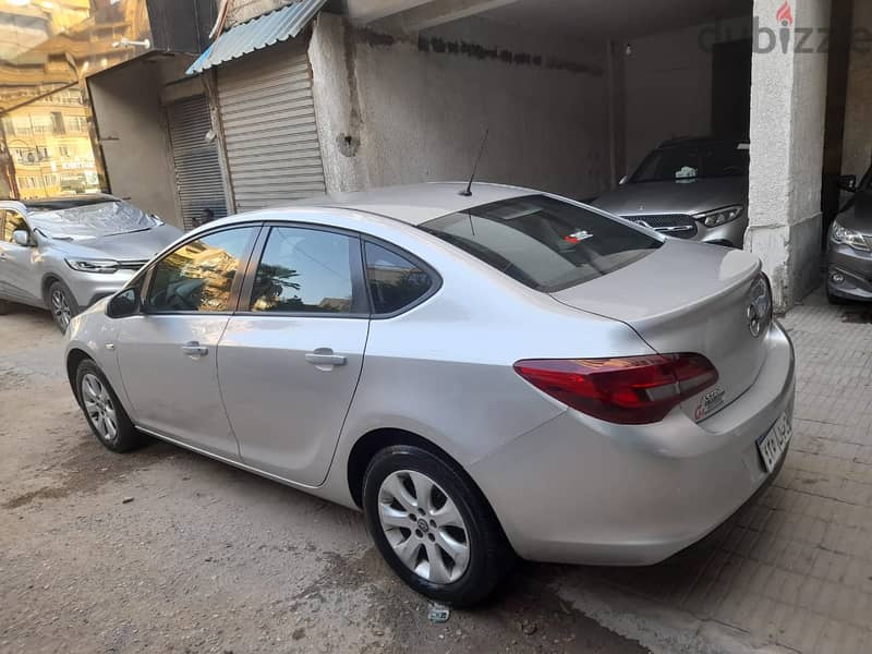 أوبل أسترا OPEL ASTRA 1