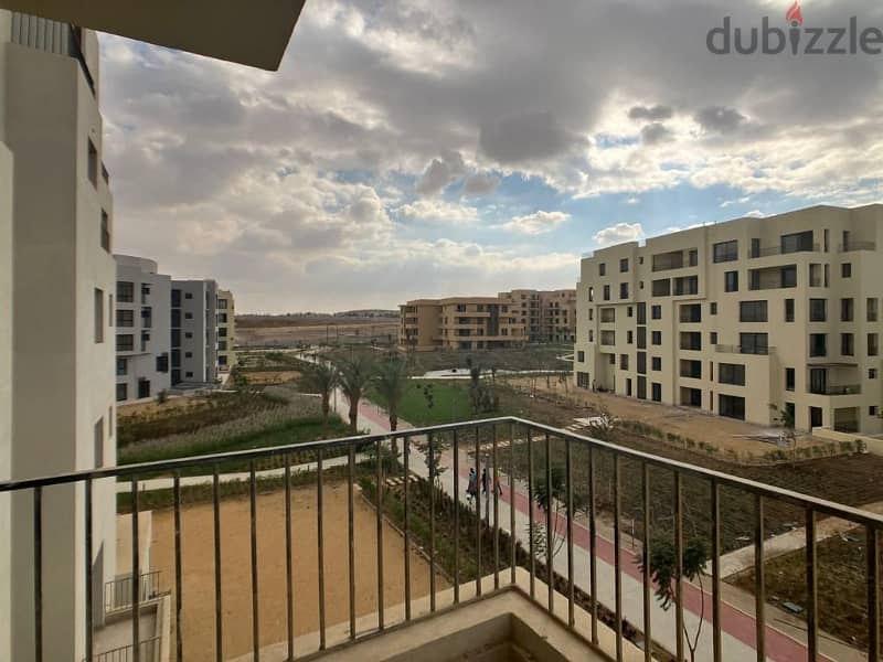 شقة للبيع في أويست أكتوبر استلام فوري Finished apartment sale at Owest 8