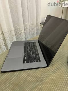 MacBook Pro (16-inch 2019) 0