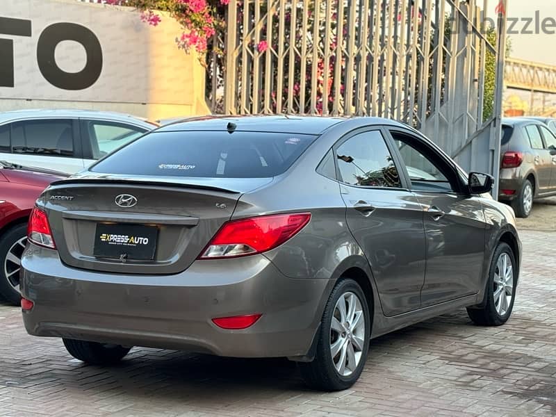 Hyundai Accent 2023 / P4 3