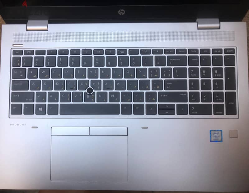 لابتوب Hp probook 650 G5 بمعالج i7 من الجيل التامن 4cores,8cache 2