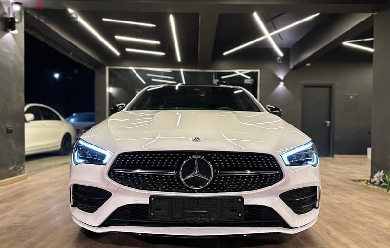 Mercedes-Benz CLA 200 2023 2