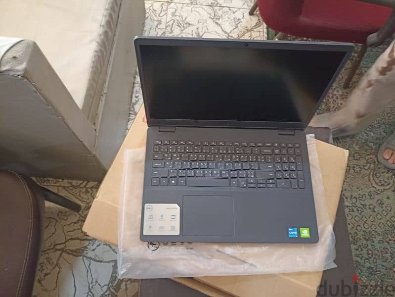 Dell vostro 3500 i5 11th 8, 8 G RAM. , 1T+ 256 HDD 5