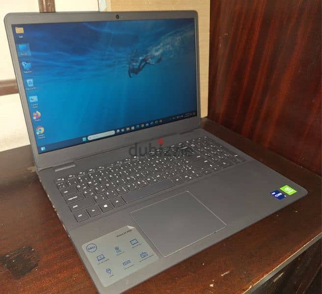 Dell vostro 3500 i5 11th 8, 8 G RAM. , 1T+ 256 HDD 10