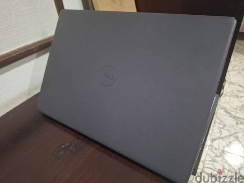 Dell vostro 3500 i5 11th 8, 8 G RAM. , 1T+ 256 HDD 11