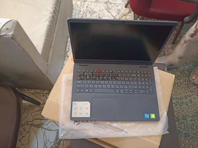 Dell vostro 3500 15.11th  كسر زيرو بكرتونته 9