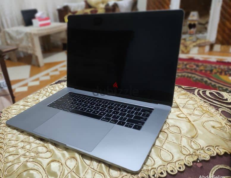 MacBook Pro 2016 Core i7 - 15 Inch 6