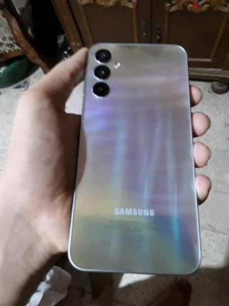 Samsung a24 4