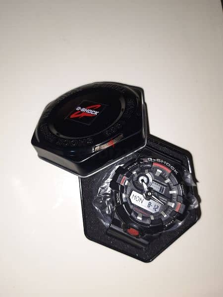 G-SHOCK  GA 700  Original 1