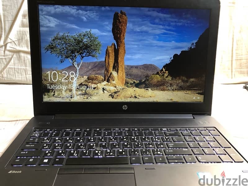 HP ZBook 15 G3 + charger 5