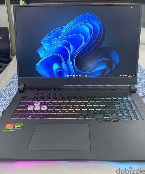 ASUS ROG Strix G17 1