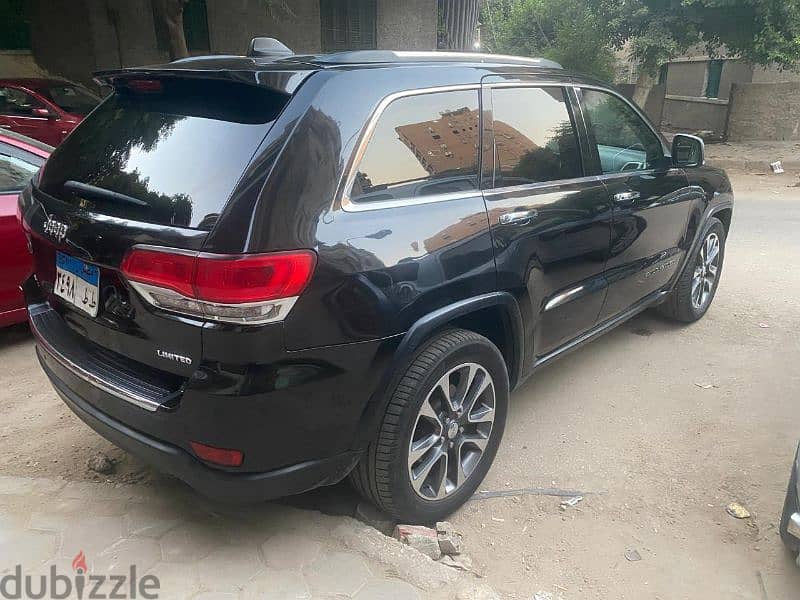 سيارة جيب جراند شيروكي grand Cherokee for rent 3