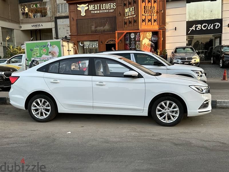 MG5 2023 P2 زيرو بخطاب المرور 8