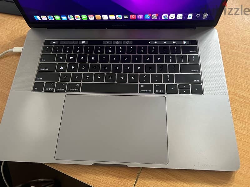 macbook pro 2017 15inch 1