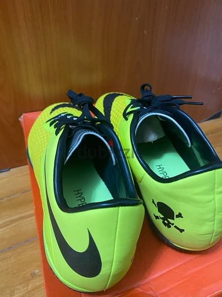 (NEW) Nike Hypervenom football shoes 6