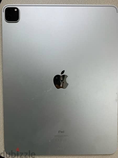 iPad Pro 2022 12.9inch 128g Wi-Fi good condition no scratches 5